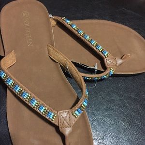 Summer time cute flip flops 🤩🌸🌞🌼 NWT